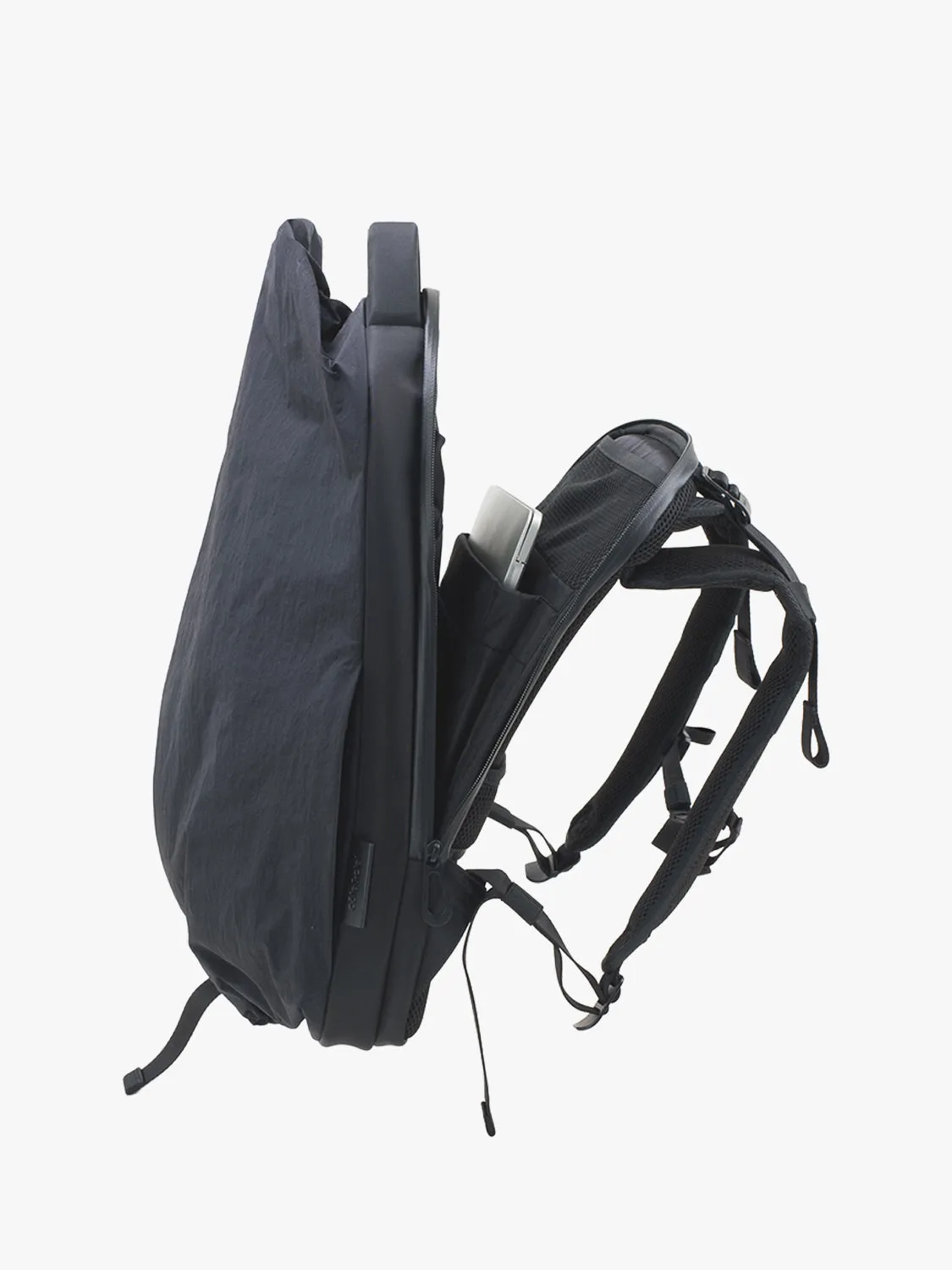 côte&ciel Isar M Komatsu Onibegie rygsæk sort 16"