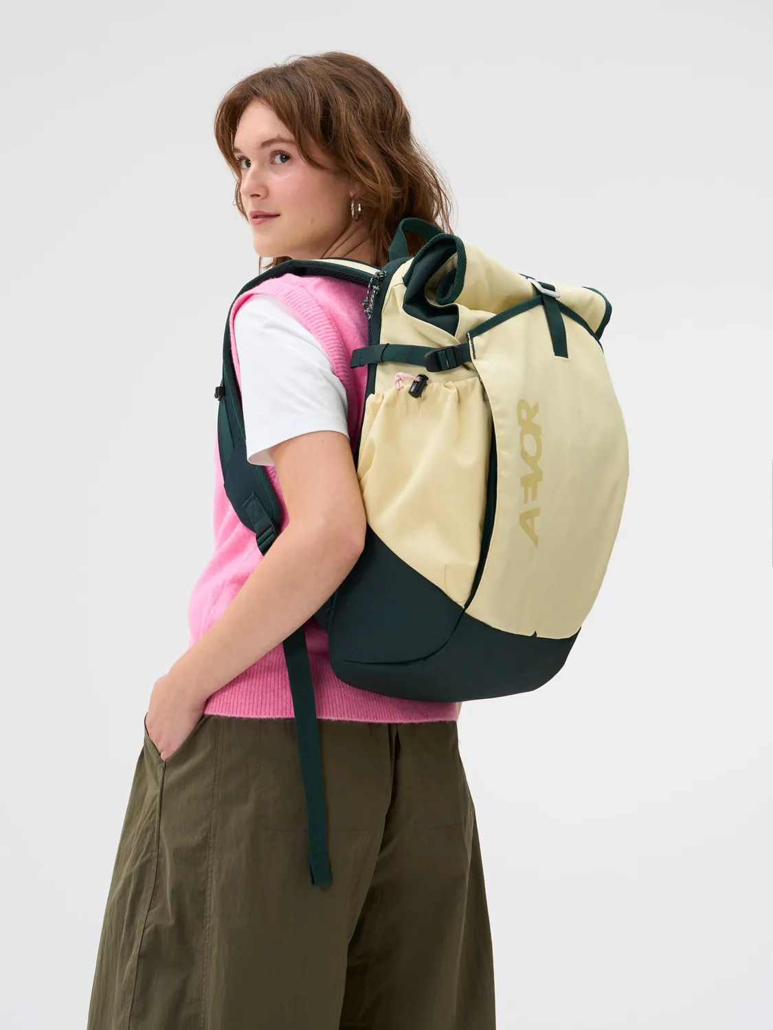 Aevor Roll Pack 2.0 rygsæk banana split 15"