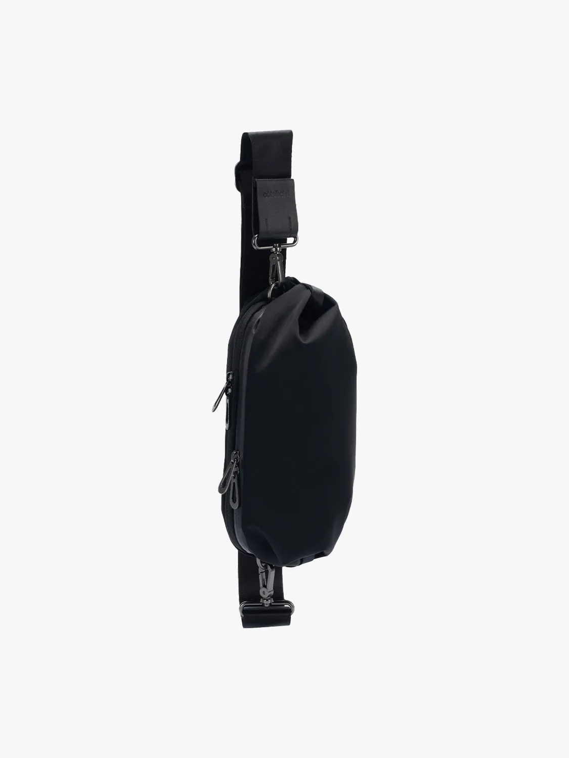 côte&ciel Mesta Onyx Black crossbody taske 4L sort