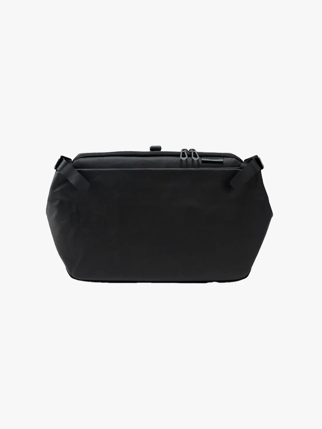 côte&ciel Riss Coated Canvas Black skuldertaske sort vandafvisende