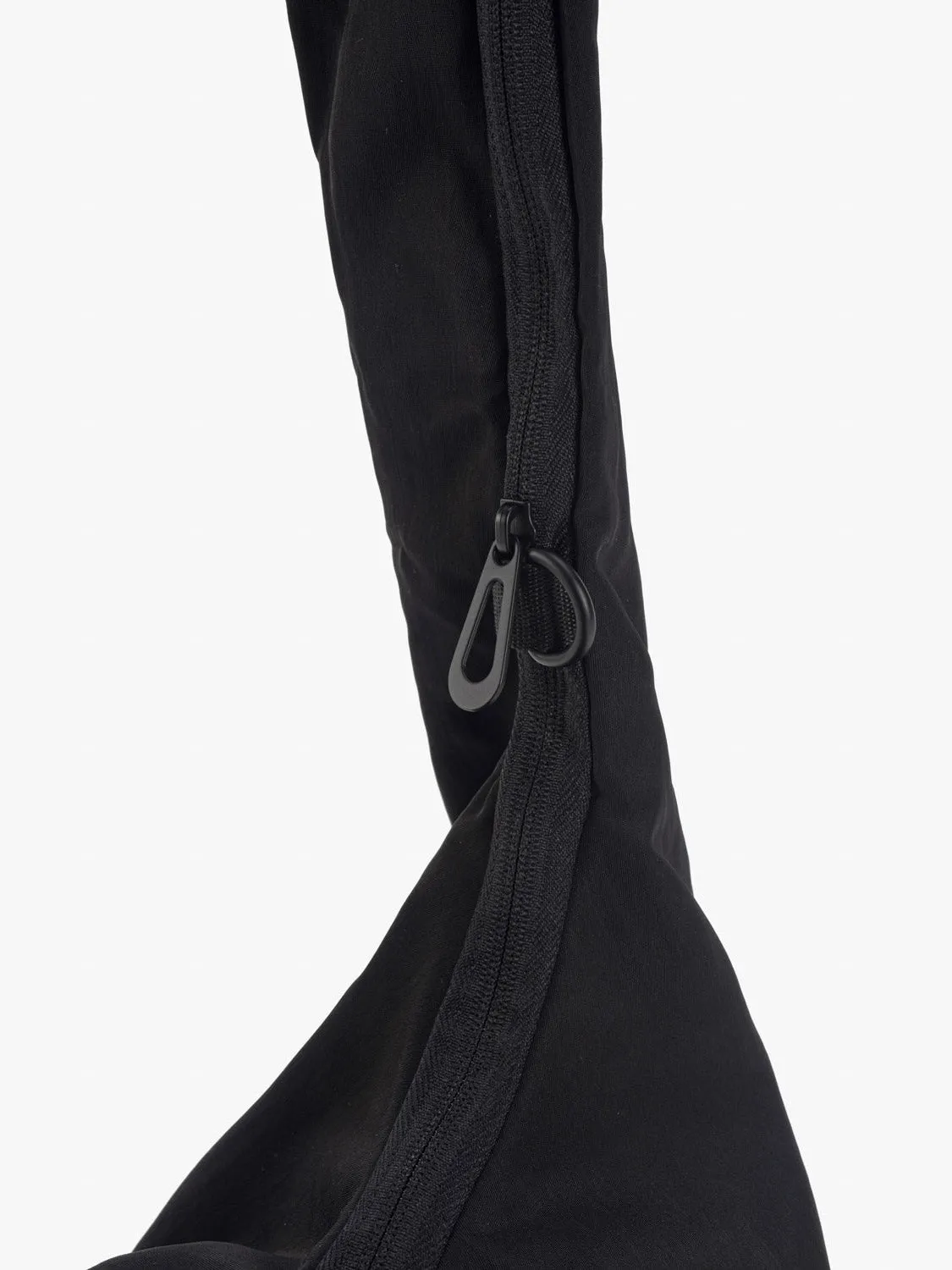 côte&ciel Hyco S skuldertaske 14L sort vandafvisende