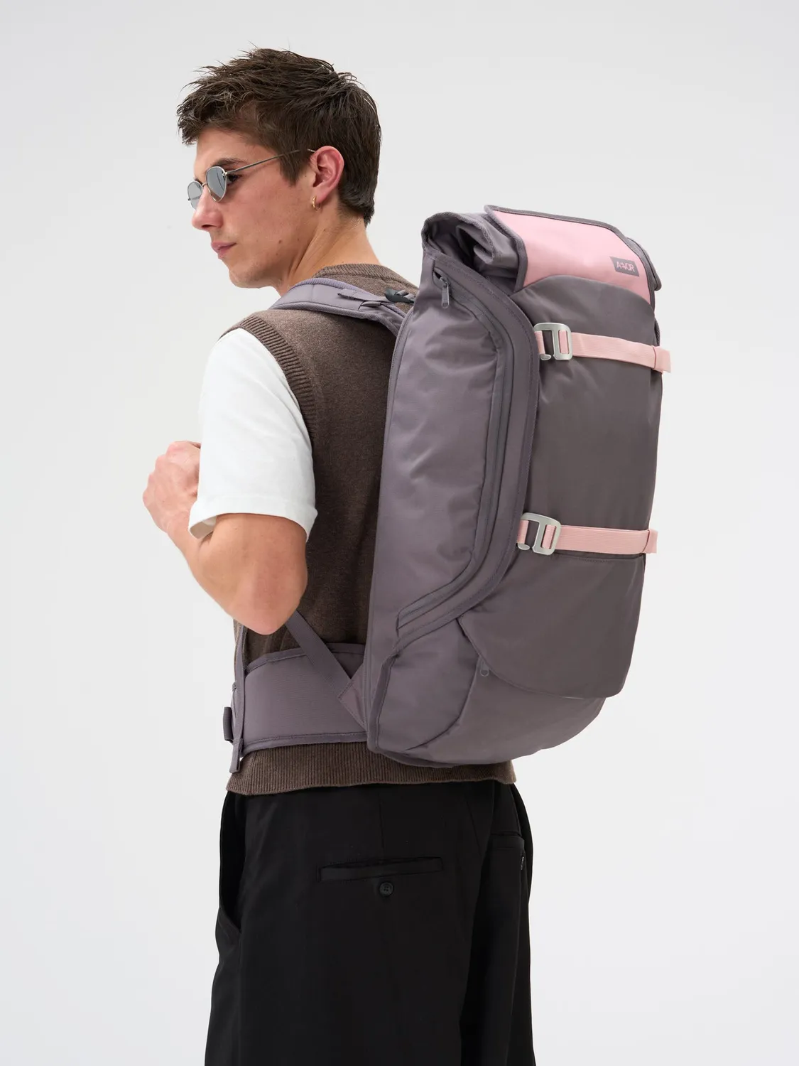 Aevor Travel Pack rejserygsæk Tropical Lily 38-45 liter håndbagage