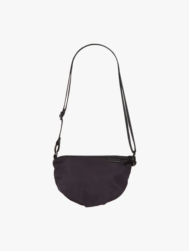 côte&ciel Orba Creased Black clutch sort krøllet