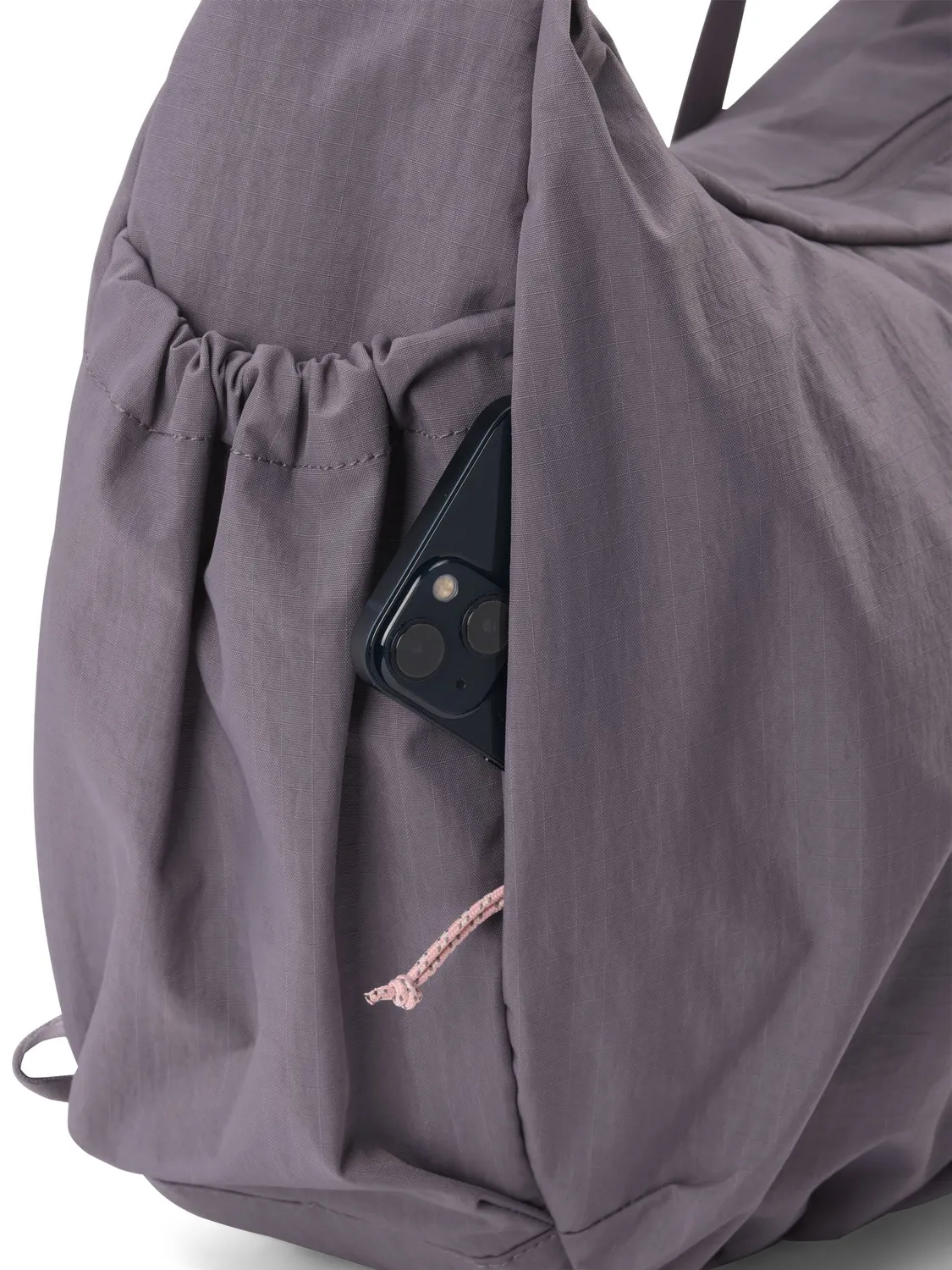 Aevor Slouchy Bag skuldertaske grå 23 liter laptop