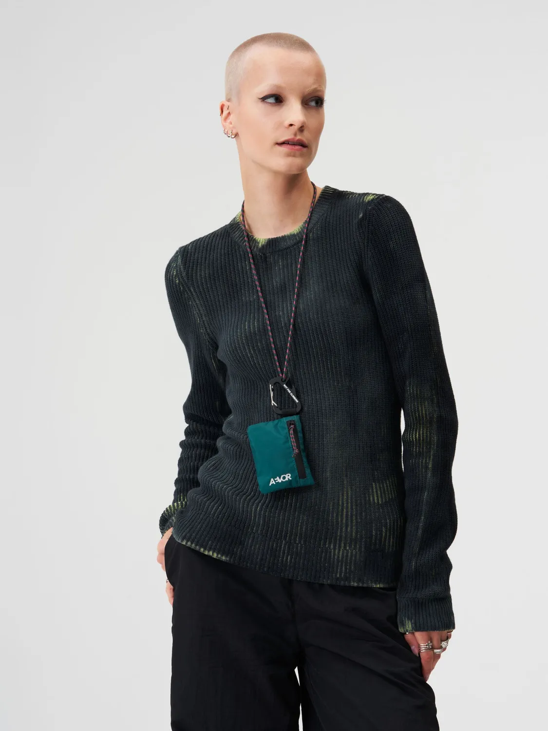 Aevor Explore Wallet Ripstop Evergreen kortpung med karabin