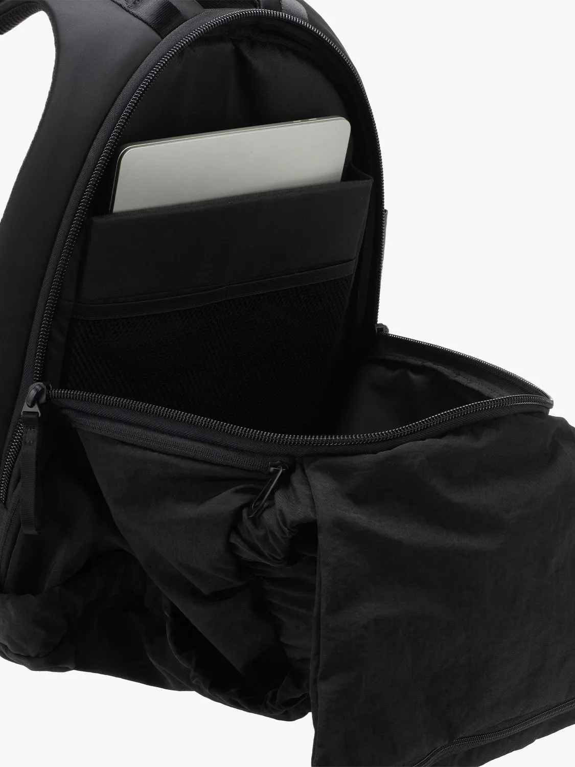 côte&ciel Yalu Carbon Black rygsæk sort 31L