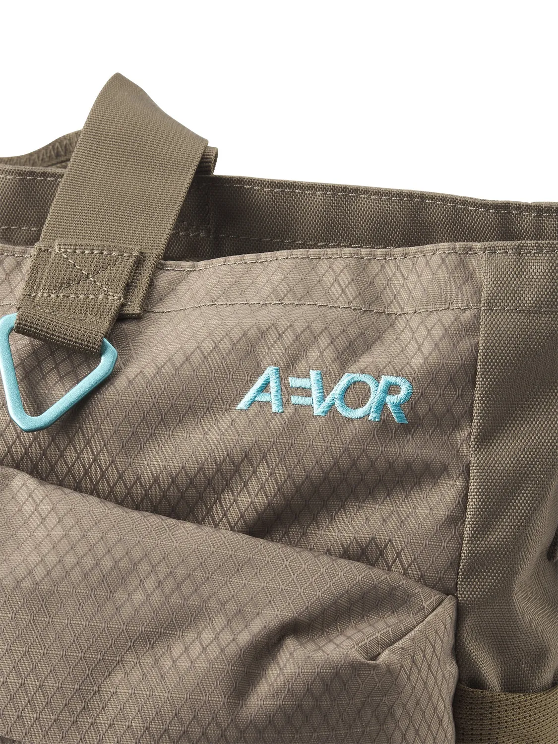 Aevor Utility Tote tote 22 liter coffee brown