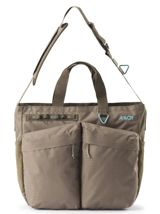 Aevor Utility Tote tote 22 liter coffee brown