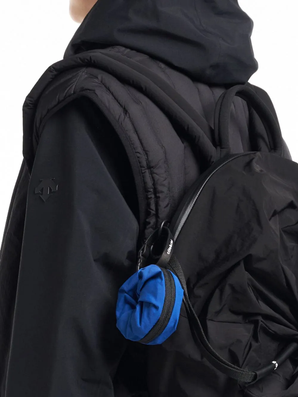 côte&ciel Aóos Nano Infinity pouch Royal Blue til øretelefoner