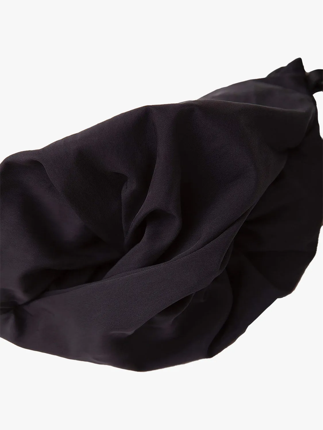 côte&ciel Orba Creased Black skuldertaske 5 liter