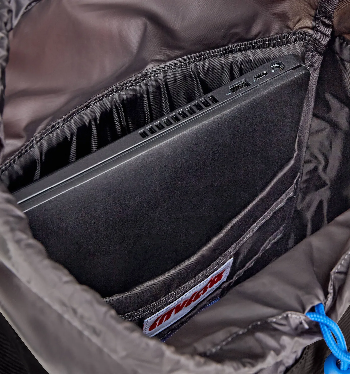 Invicta Jolly Blundstone rygsæk 20 liter