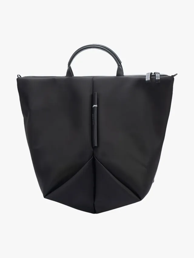 côte&ciel Tamu Sleek Black rygsæk 25,5L sort