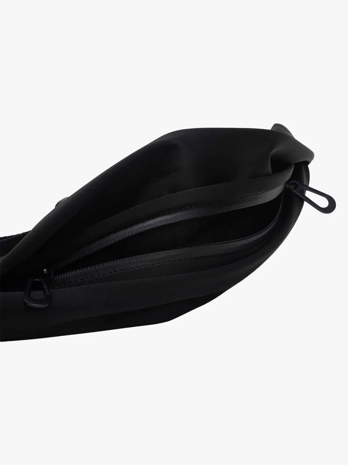côte&ciel Adda Sleek crossbody sort small